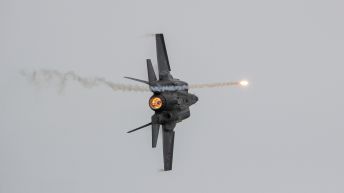 MJU-68/B Flares system